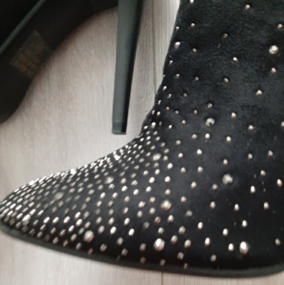 Booties - Picture 2 of 7